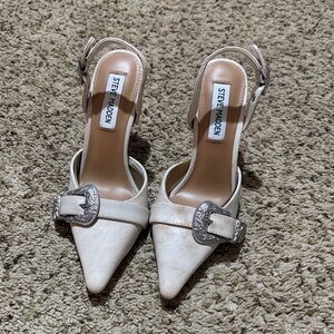 Steve Madden Cream Pointed Toe Heels